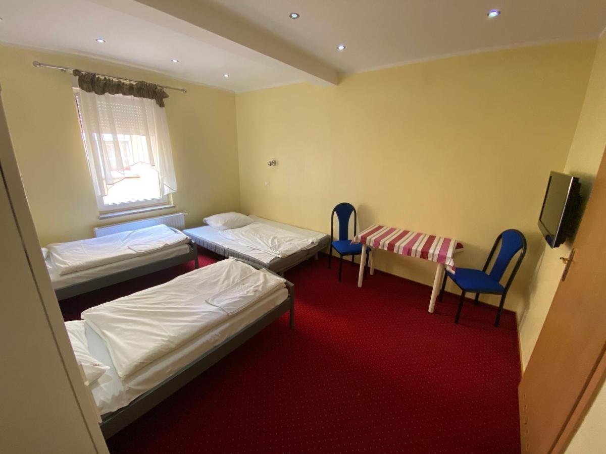 Międzyrzecz Hotel Tequila מראה חיצוני תמונה