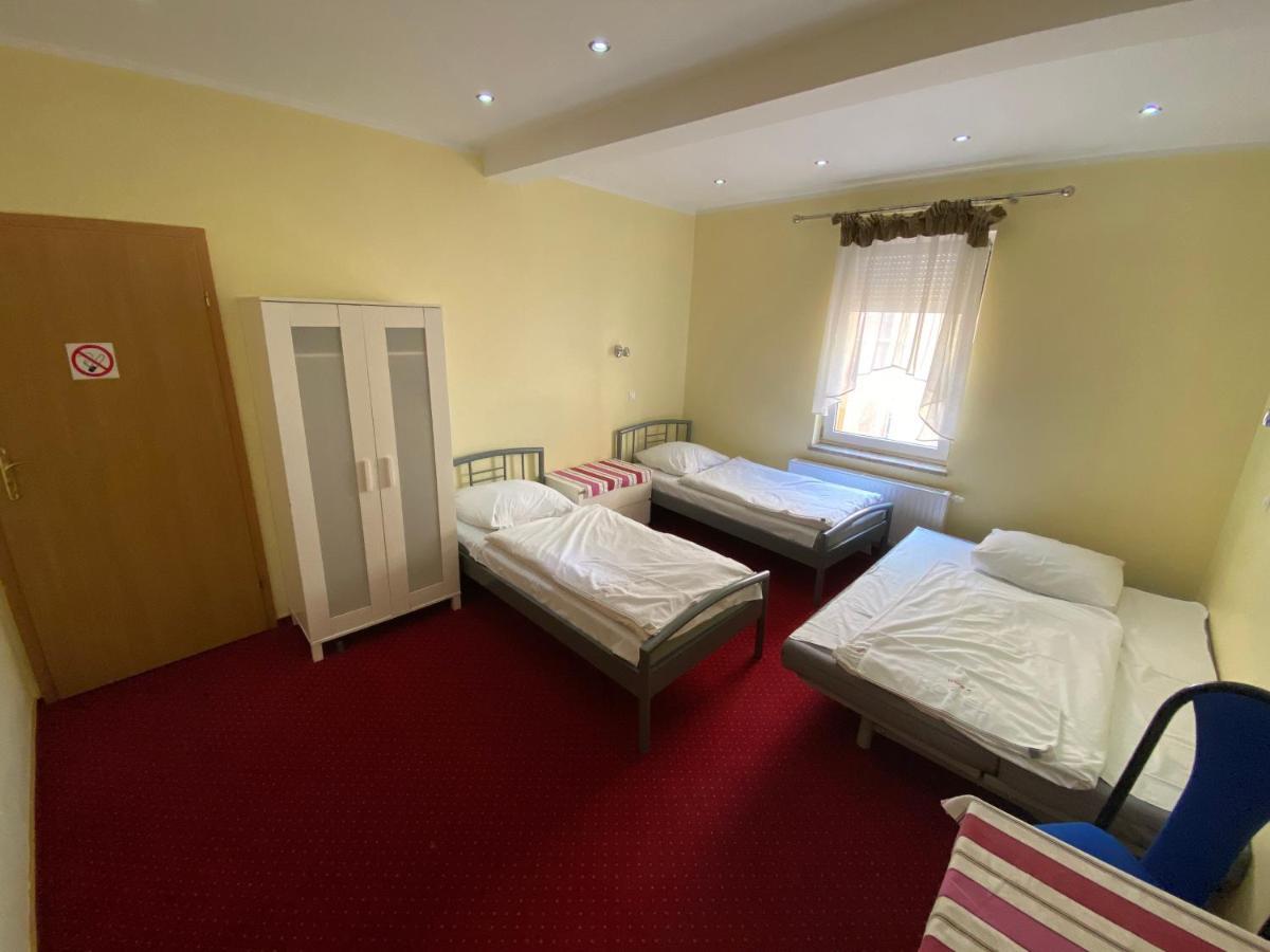 Międzyrzecz Hotel Tequila מראה חיצוני תמונה