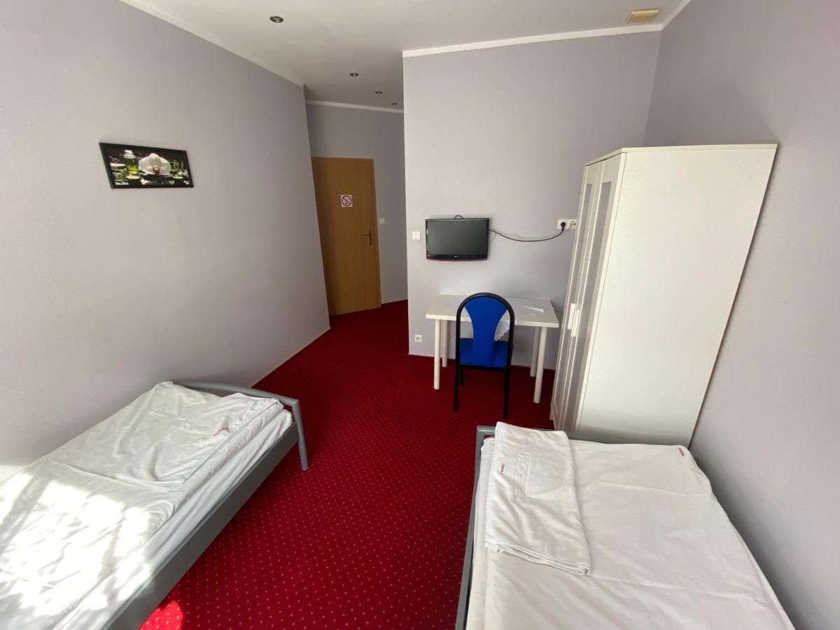 Międzyrzecz Hotel Tequila מראה חיצוני תמונה