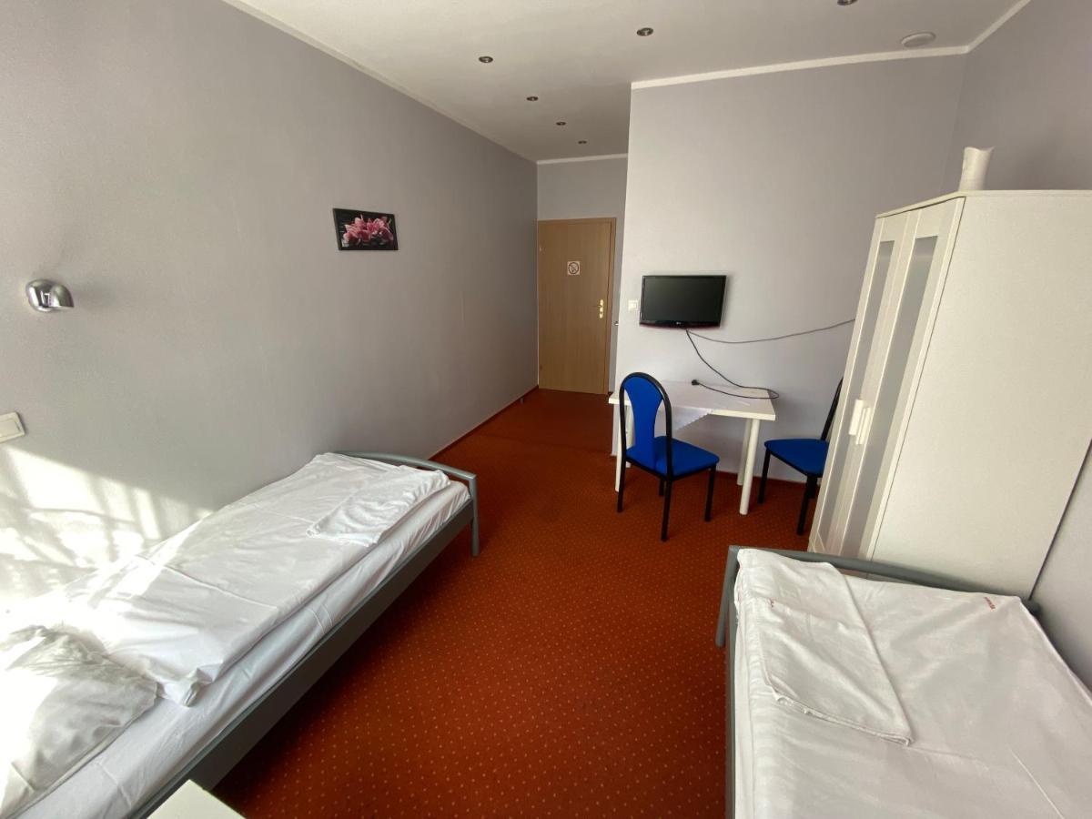 Międzyrzecz Hotel Tequila מראה חיצוני תמונה