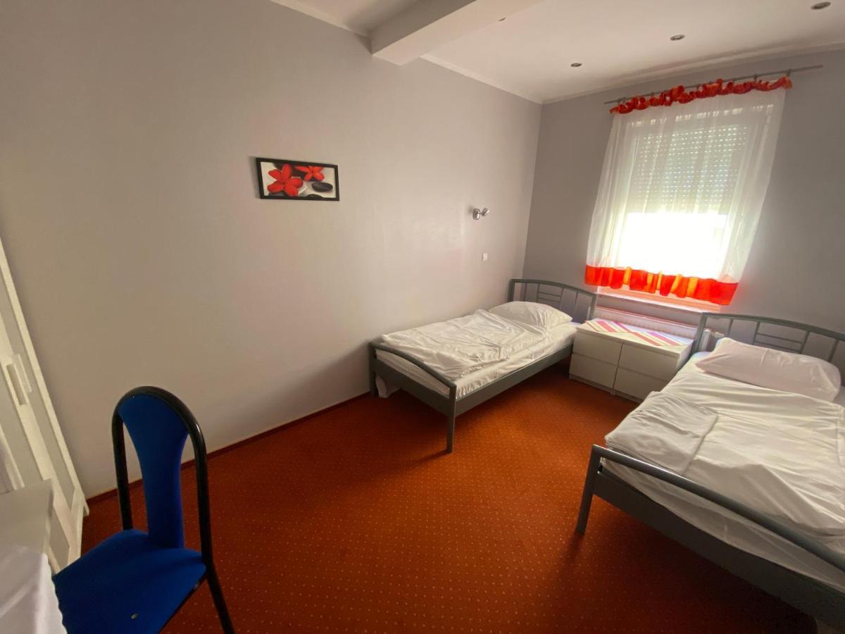 Międzyrzecz Hotel Tequila מראה חיצוני תמונה